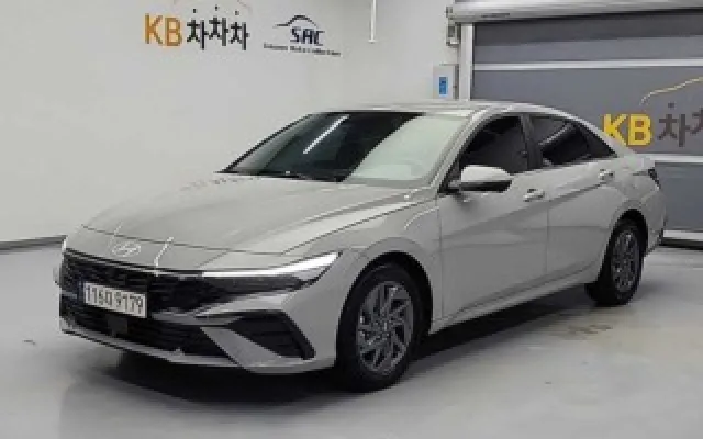 수원중고차경매 더 뉴 아반떼 (CN7) 1.6 가솔린 매물 사진 18 - 2023/10 34,123km
